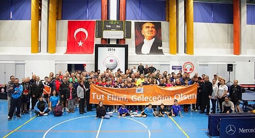 Engelliler Yararına Yapılan (ZİÇEV) Kuruluşlar Arası Masa Tenisi Turnuvası Sona Erdi. Erkeklerde TELAS LASTİK, Kadınlarda VMTD Takımları Şampiyon Oldu...!