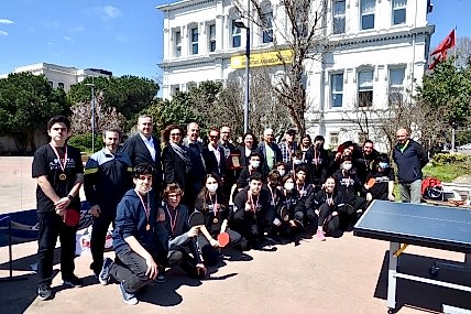 6 Nisan Dünya Masa Tenisi Günü’nü Beşiktaş Anadolu Lisesi Öğrencileri ile Birlikte Kutladık…!