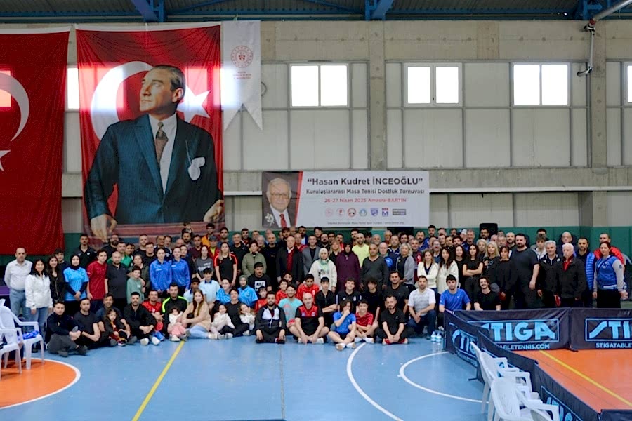 ``Hasan Kudret İNCEOĞLU`` Kurum ve Kuruluşlararası Masa Tenisi Dostluk Turnuvası Amasra`da Sona Erdi.